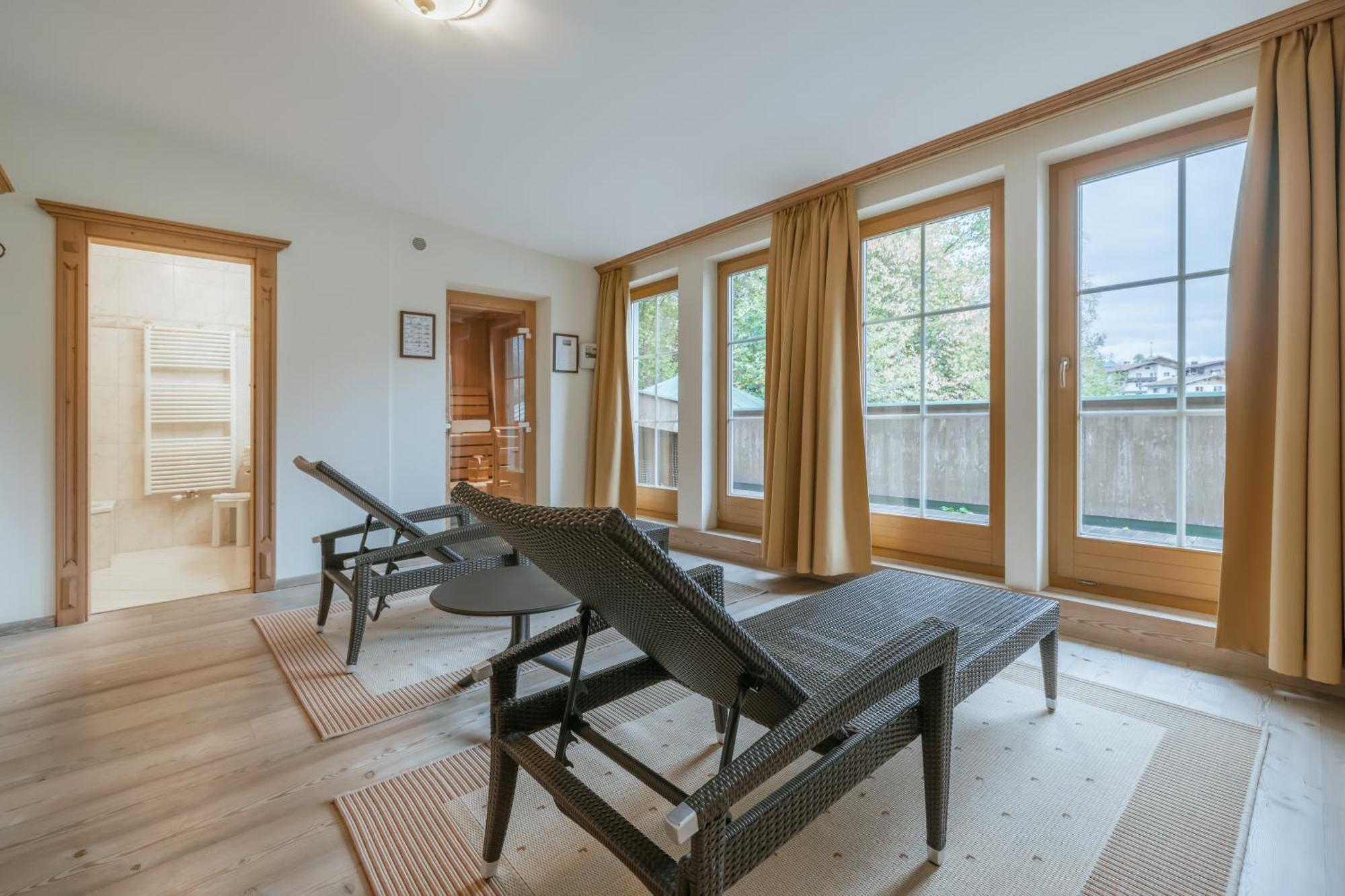 Kerschdorfer - Wohlfuehlhotel Garni - Adults Only Kaltenbach Kültér fotó