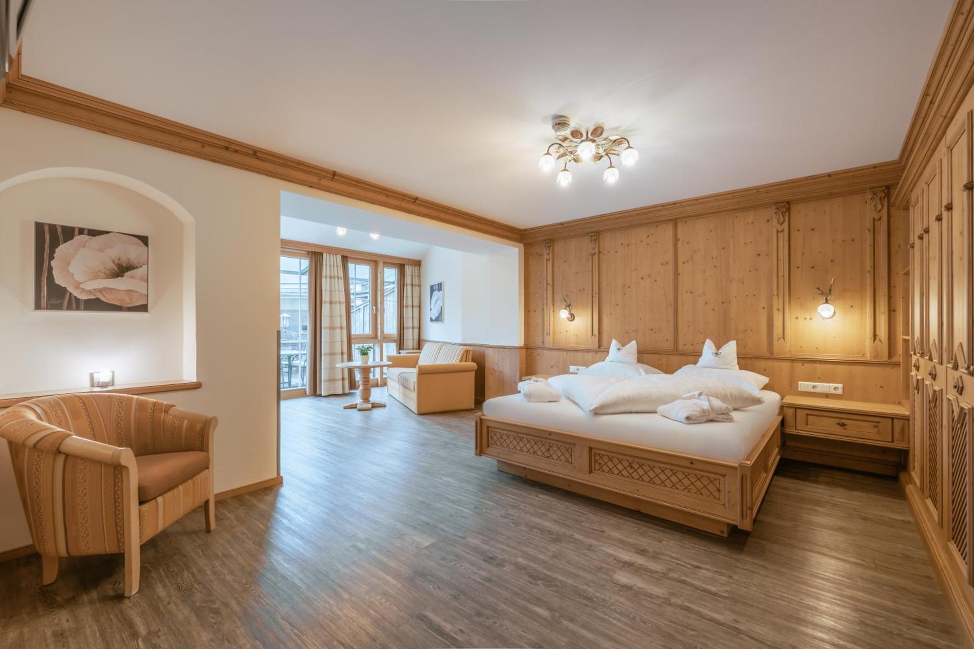 Kerschdorfer - Wohlfuehlhotel Garni - Adults Only Kaltenbach Kültér fotó